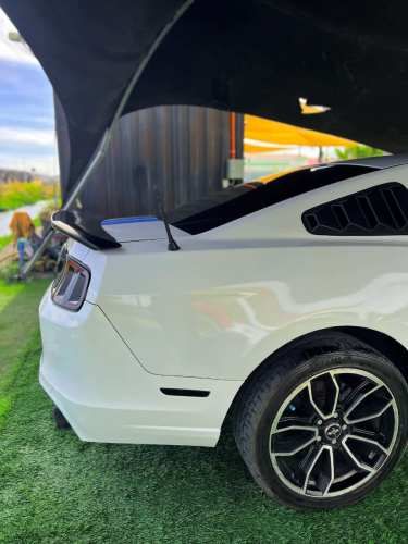 Ford Mustang 3.6 (2014)