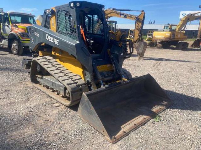 MINI CARGADOR Marca JOHN DEER Modelo 333G Año 2019