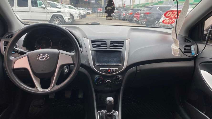 Hyundai Accent 2016