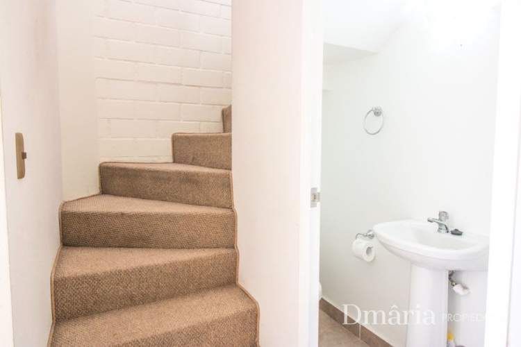 Vive cómodo y seguro: casa con 4 dormitorios