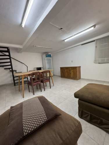 CASA – 4 Dormitorios · 2 Baños · Patio Interior