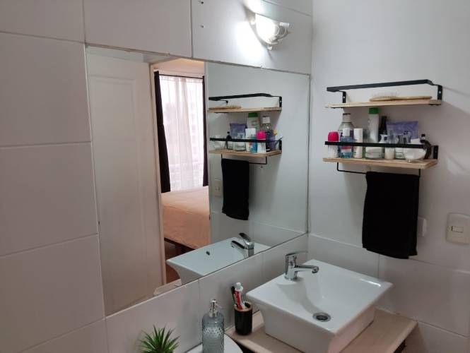 DEPTO VISTA DESPEJADA, 5 PISOS, CERCANO METRO