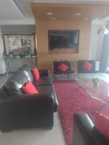 Se arrienda departamento, Edificio Torre del Sol