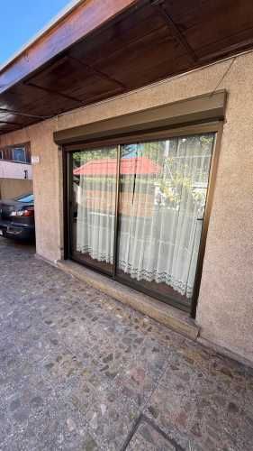 Arayabroker vende preciosa casa muy bien ubicada en Ñuñoa