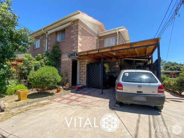 Casa en venta 3 Dormitorios 1 Baño en condominio Valle Verde
