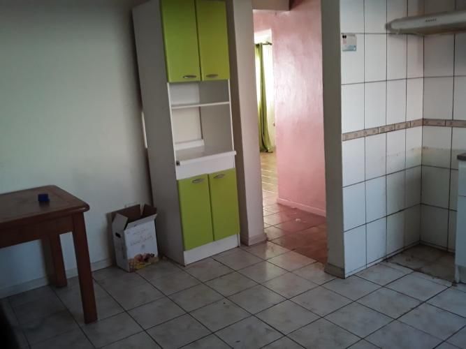 SE VENDE CASA  En ALMIRANTE LATORRE SECTOR JUAN MARTINEZ