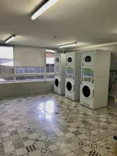 CÓMODO Y MODERMO DEPARTAMENTO CON INMEJORABLE CONE