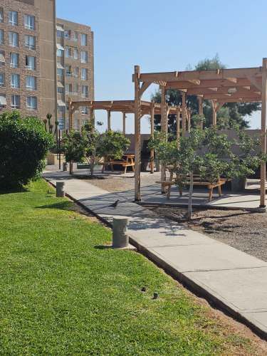 Arriendo departamento refaccionado condominio Novo Azapa