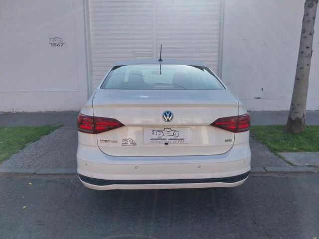 VOLKSWAGEN VIRTUS 1.6 COMFORTLINE 2023