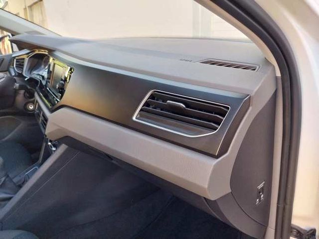 VOLKSWAGEN VIRTUS 1.6 COMFORTLINE 2023