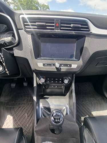 Mg zs 2023 1.5L MT COM