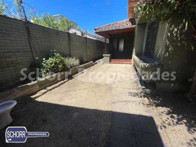 LOCAL COMERCIAL Casa con oficinas a pasos del centro de Talca