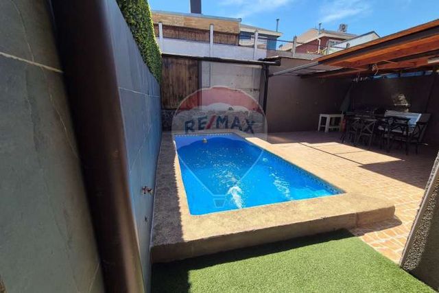 Estupenda casa con piscina