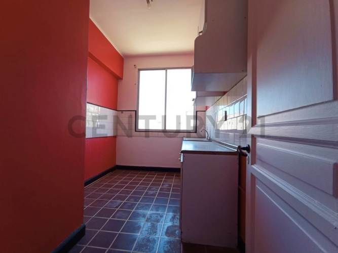 Se vende gran departamento en centro de La Serena.