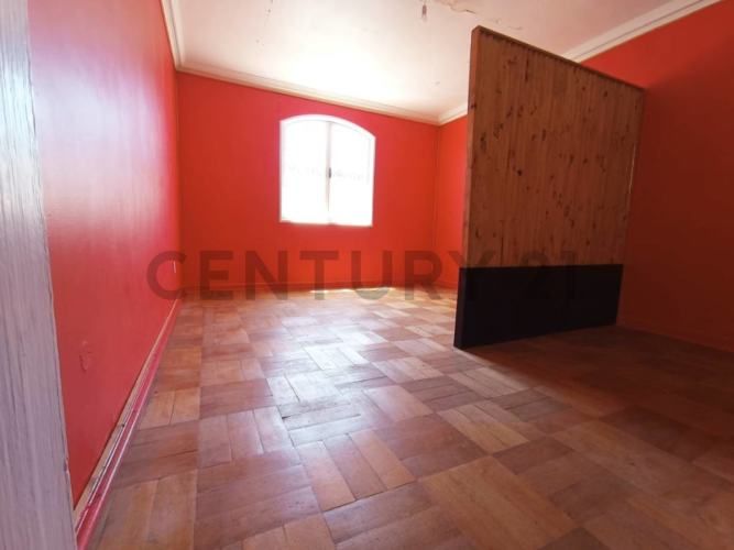 Se vende gran departamento en centro de La Serena.
