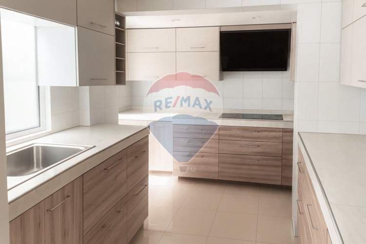 Venta amplia casa sector sur 5d 3b 2e