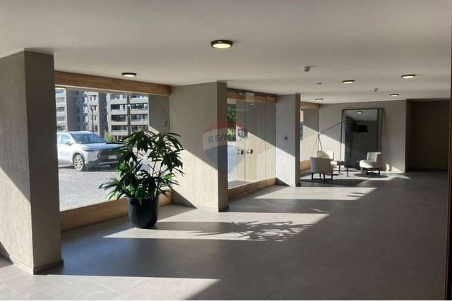 Venta de exclusivo depto en huechuraba