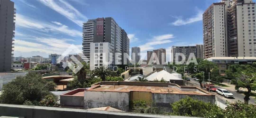 OFICINA Teresa Vial / Gran Avenida