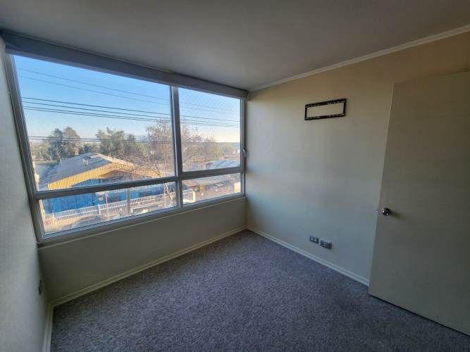 VENTA HERMOSO  DEPARTAMENTO LA CISTERNA !