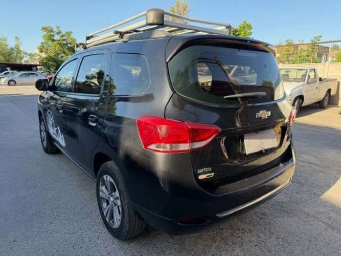 Chevrolet Spin 1.8 AT (2020)