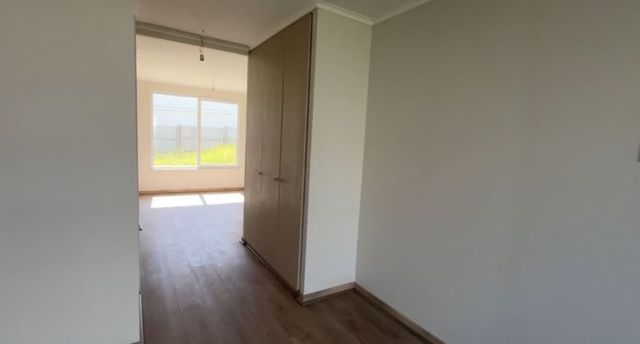 Gran Oportunidad se Arrienda Linda Casa Nueva Sin Uso en Colina!