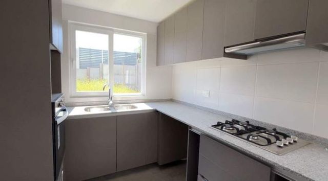 Gran Oportunidad se Arrienda Linda Casa Nueva Sin Uso en Colina!