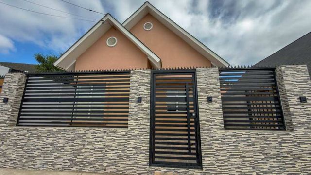 Moderna casa en sector residencial, Coquimbo (130711)