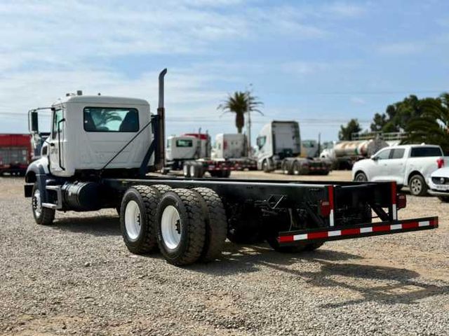 2019 Camión Mack GR64BX Granite Chasis Cabinado – IMPECABLE ESTADO