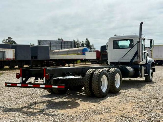 2019 Camión Mack GR64BX Granite Chasis Cabinado – IMPECABLE ESTADO