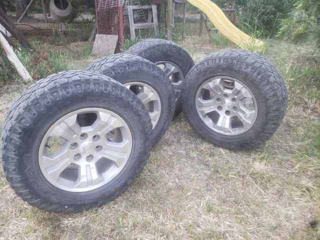 LLANTAS ARO 18  SILVERADO + 6 NEUMATICOS