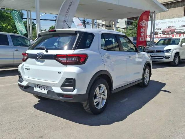 TOYOTA RAIZE 2025