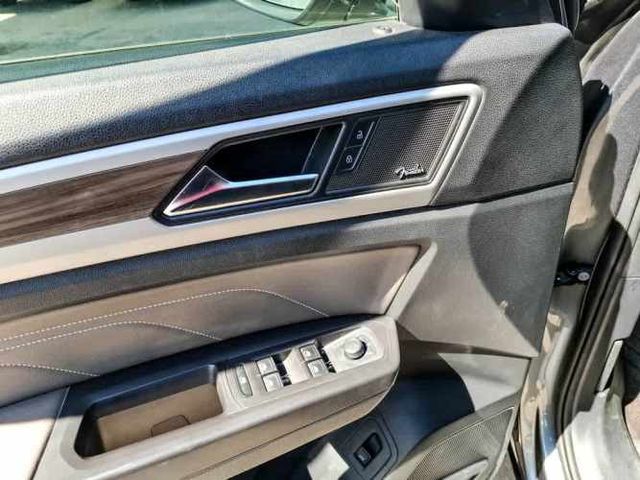 VOLKSWAGEN ATLAS 2024