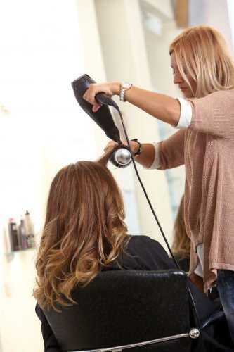 PELUQUERA PARA SALÓN