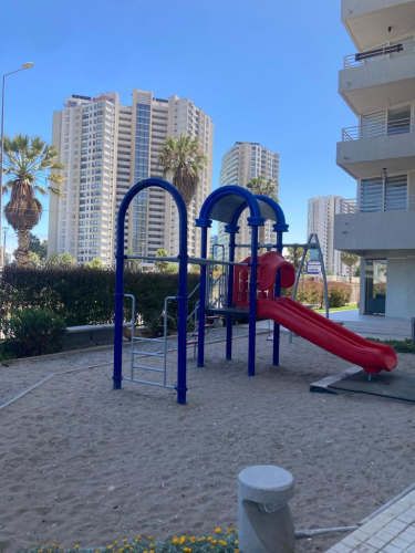 Arriendo departamento sin amoblar