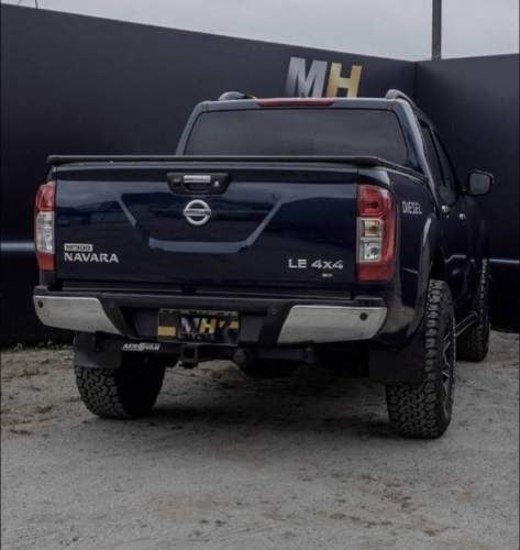 NISSAN NP300 LE 2.3 4X4. (japonesa) AT. 2020.