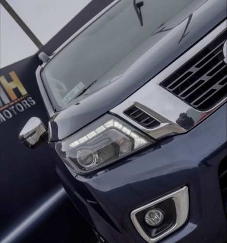 NISSAN NP300 LE 2.3 4X4. (japonesa) AT. 2020.