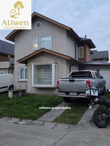  Venta de Casa en condominio Portal de San Pedro