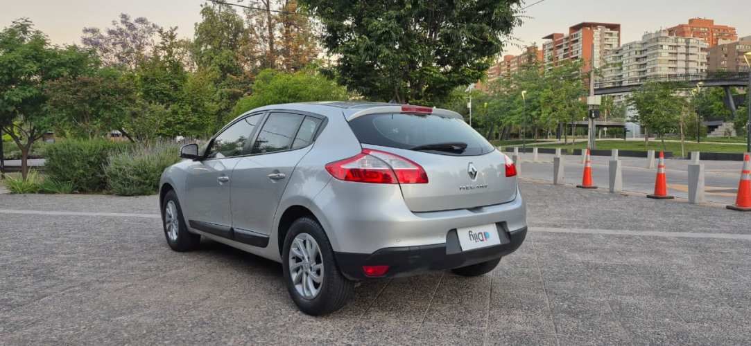 Renault megane III 1.6 MT