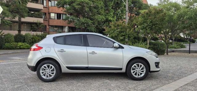 Renault megane III 1.6 MT