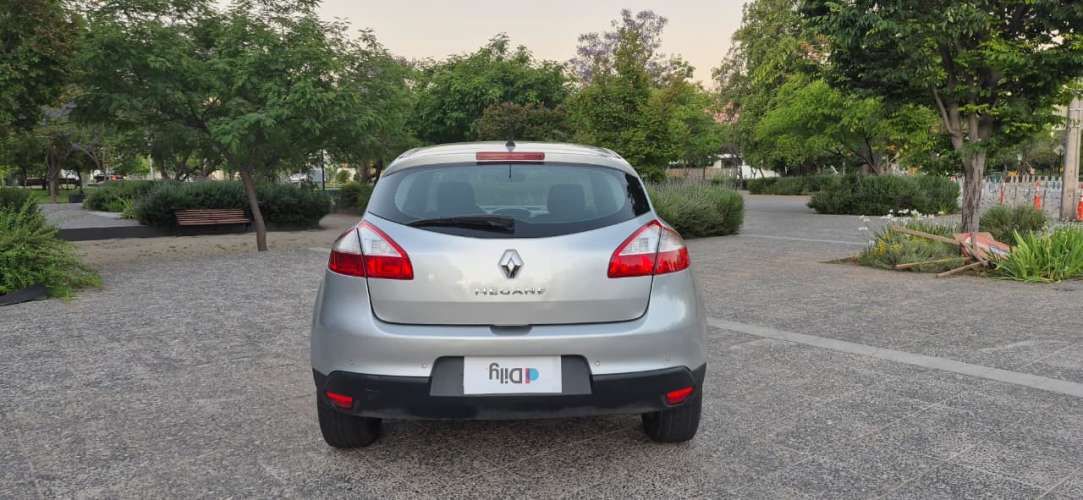 Renault megane III 1.6 MT