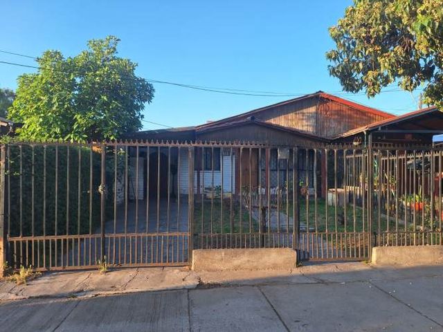 Terreno con Casa para Remodelación – Maipú, Av. Portales