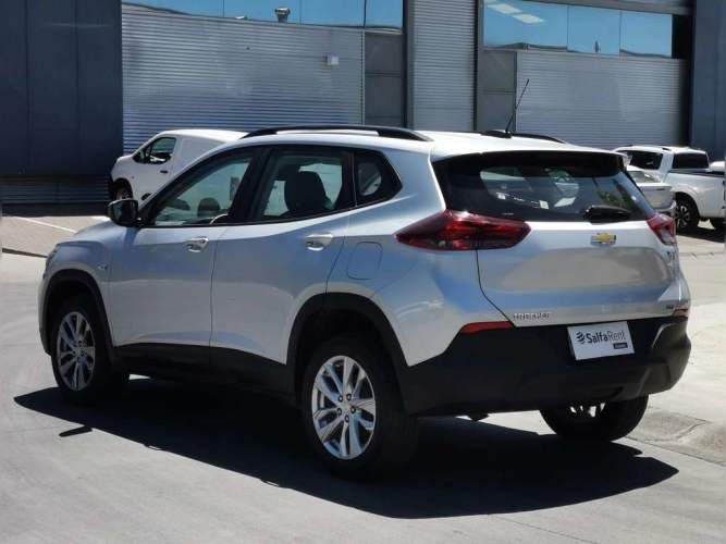 CHEVROLET TRACKER 2024