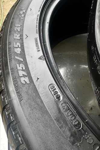 Neumático michelin 275/45R21