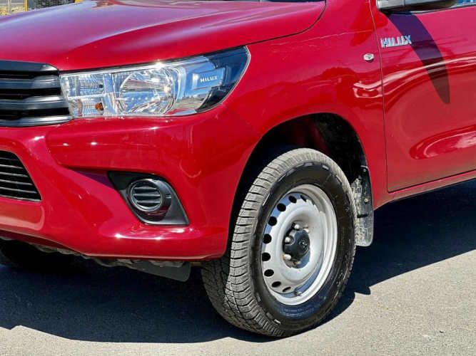 TOYOTA HILUX 2023