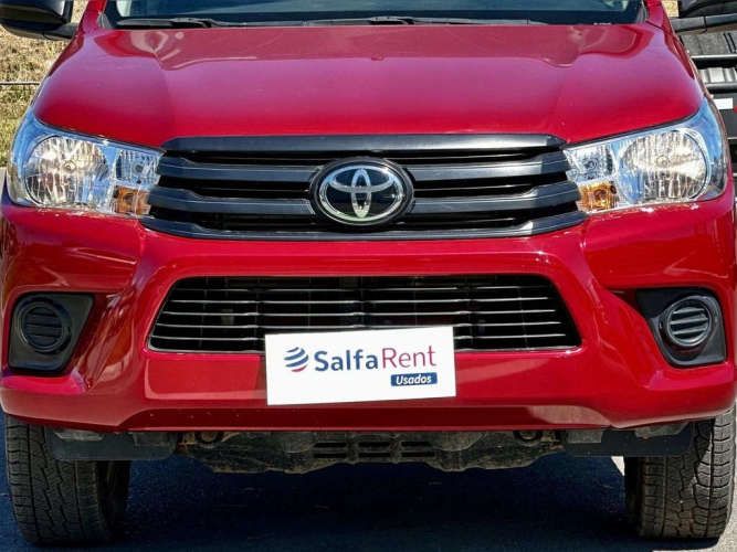 TOYOTA HILUX 2023