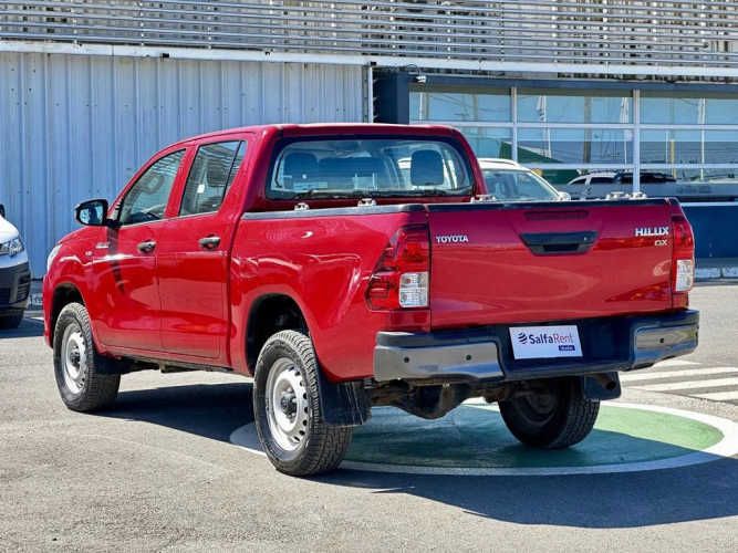 TOYOTA HILUX 2023
