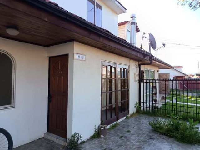 ARRIENDO AMPLIA CASA 4D+1B EN VILLA GALILEA – Solo 5 min del centro!