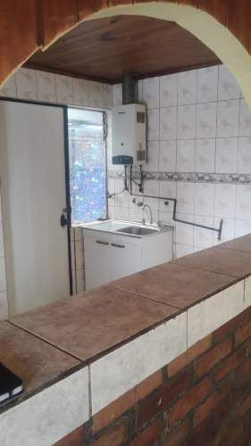 ARRIENDO AMPLIA CASA 4D+1B EN VILLA GALILEA – Solo 5 min del centro!