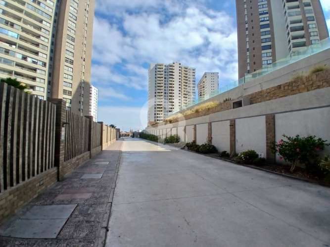 Hermoso Departamento En Sector Sur