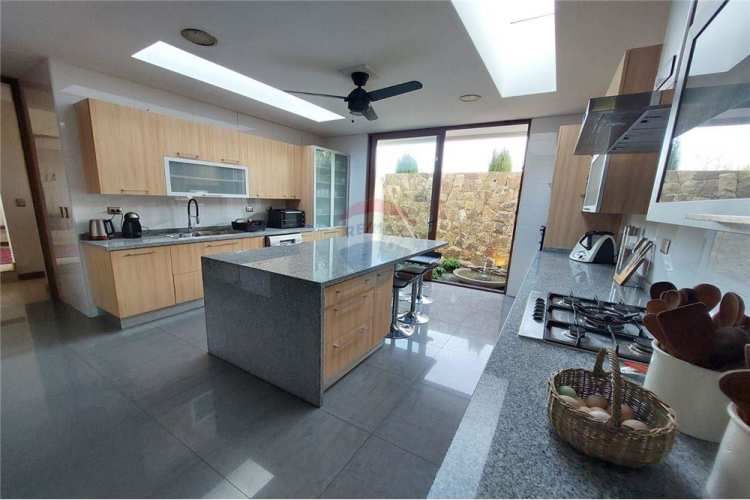 Mediterránea en jardín de ensueño